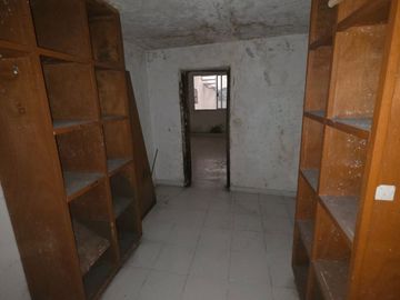 CASA HABITACIÓN EN VENTA en: Av. Artesanos No. 3672 Col. San Miguel de Huentitan, Guadalajara, Jal.