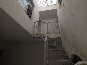 CASA HABITACIÓN EN VENTA en: Av. Artesanos No. 3672 Col. San Miguel de Huentitan, Guadalajara, Jal.