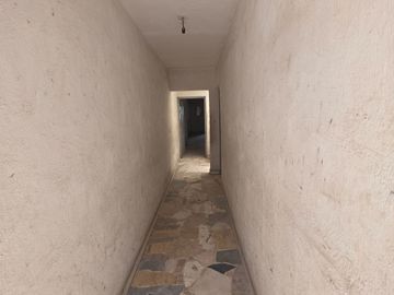 CASA HABITACIÓN EN VENTA en: Av. Artesanos No. 3672 Col. San Miguel de Huentitan, Guadalajara, Jal.