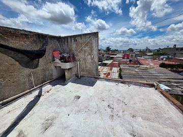 CASA HABITACIÓN EN VENTA en: Av. Artesanos No. 3672 Col. San Miguel de Huentitan, Guadalajara, Jal.