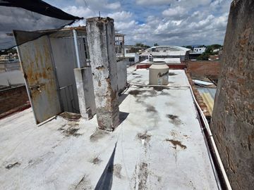 CASA HABITACIÓN EN VENTA en: Av. Artesanos No. 3672 Col. San Miguel de Huentitan, Guadalajara, Jal.
