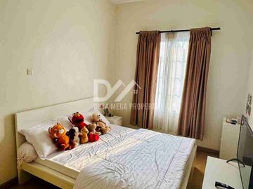 Dijual Cepat Rumah Cantik Kt.4 Strategis dekat kemana-mana di Graha Raya Tangerang