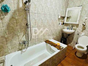 Dijual Cepat Rumah Cantik Kt.4 Strategis dekat kemana-mana di Graha Raya Tangerang