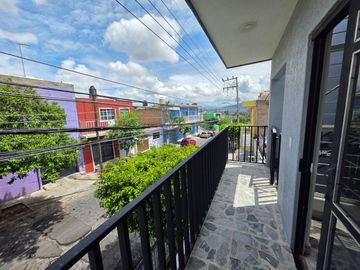 CASA HABITACIÓN EN VENTA EN: Genaro Vega Salazar No. 2518 Col. Heliodoro Hernández Loza, Guadalajara, Jal.