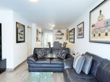 VENDO DEPARTAMENTO EN LA MOLINA (CERCA DE CENCO LA MOLINA)