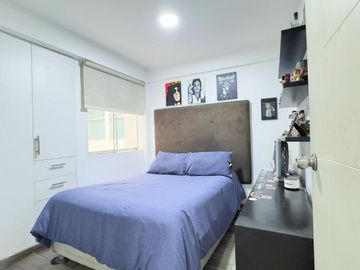 VENDO DEPARTAMENTO EN LA MOLINA (CERCA DE CENCO LA MOLINA)