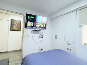 VENDO DEPARTAMENTO EN LA MOLINA (CERCA DE CENCO LA MOLINA)