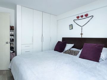 VENDO DEPARTAMENTO EN LA MOLINA (CERCA DE CENCO LA MOLINA)