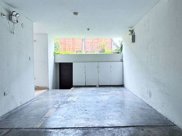 VENDO DEPARTAMENTO EN LA MOLINA (CERCA DE CENCO LA MOLINA)