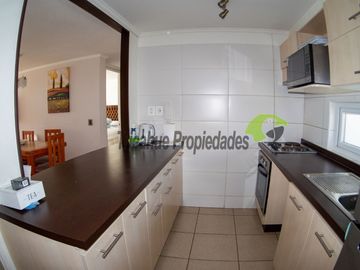 Hermoso departamento amoblado, primera línea playa La Herradura, 3D y 2B. Coquimbo. 5.060 UF