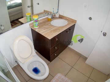 Hermoso departamento amoblado, primera línea playa La Herradura, 3D y 2B. Coquimbo. 5.060 UF