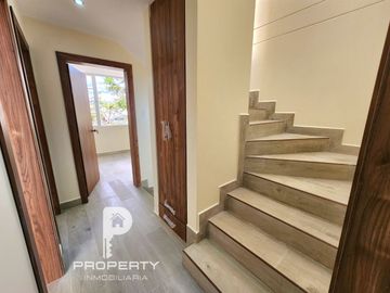 Casas en venta en La Armenia Valle de los Chillos 3 dormitorios 1 estudio 2 parqueaderos POR ESTRENAR