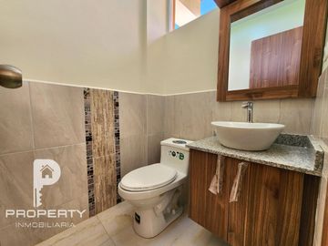 Casas en venta en La Armenia Valle de los Chillos 3 dormitorios 1 estudio 2 parqueaderos POR ESTRENAR