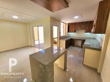 Casas en venta en La Armenia Valle de los Chillos 3 dormitorios 1 estudio 2 parqueaderos POR ESTRENAR
