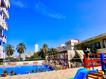 Venta de apartamento en Cartagena ¡Remodelado en dos apartamentos - Doble ingreso!