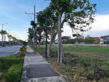 200-300SQM LOT IN SANTA ROSA LAGUNA NEAR NUVALI AFFORDABLE RUSH!