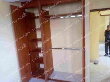 Venta de casa pequeña en conjunto cerrado El Milagro