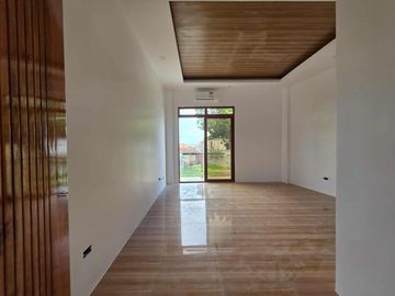 RFO 5-Bedroom House and Lot For Sale in Vista Grande Talisay City Cebu
