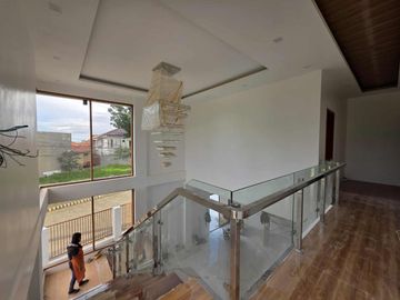 RFO 5-Bedroom House and Lot For Sale in Vista Grande Talisay City Cebu