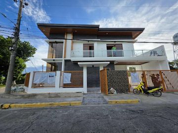 RFO 5-Bedroom House and Lot For Sale in Vista Grande Talisay City Cebu