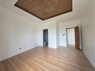 RFO 5-Bedroom House and Lot For Sale in Vista Grande Talisay City Cebu
