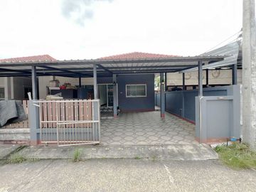 Semi-Detached House for Sale King’s Villa Village, 31.40 Sq. Wah, Near Suratthani Rajabhat University