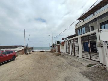casa con piscina de venta en crucita manabi ar