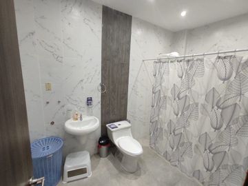 casa con piscina de venta en crucita manabi ar