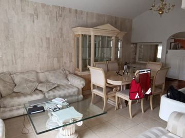Casa de 1 nivel en renta, Col Los Tulipanes, CUernavaca Morelos.