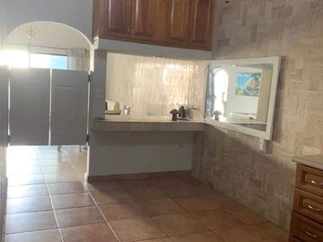 Casa de 1 nivel en renta, Col Los Tulipanes, CUernavaca Morelos.