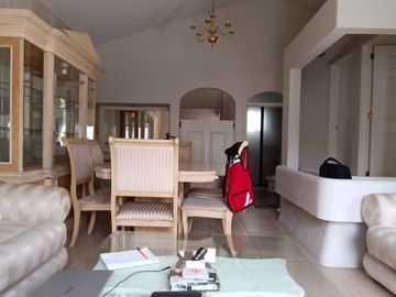 Casa de 1 nivel en renta, Col Los Tulipanes, CUernavaca Morelos.