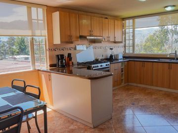 CASA 488 m2 EX COLEGIO EINSTEN CARCELEN