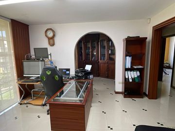CASA 488 m2 EX COLEGIO EINSTEN CARCELEN