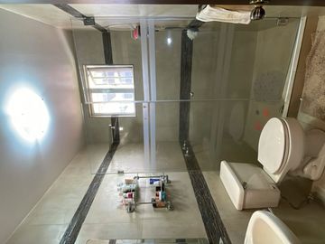 CASA 488 m2 EX COLEGIO EINSTEN CARCELEN
