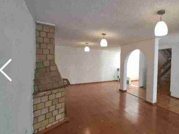 INSURGENTES CUICUILCO CASA EN VENTA