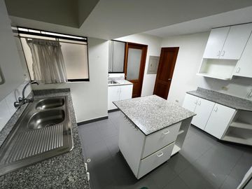 VENTA DEPARTAMENTO CALLE  MONTE FLOR