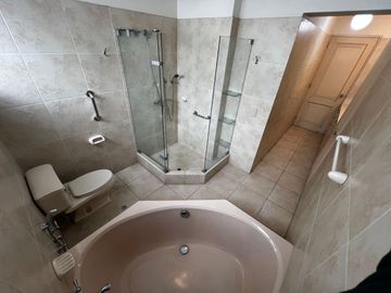 VENTA DEPARTAMENTO CALLE  MONTE FLOR