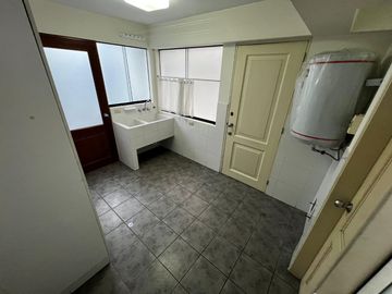 VENTA DEPARTAMENTO CALLE  MONTE FLOR