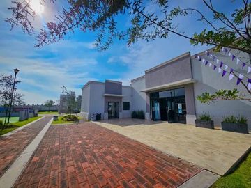HERMOSA CASA AL SUR DE PACHUCA.  VENTA!!!