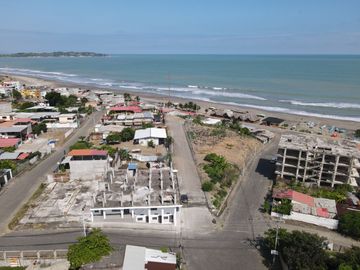 EDIFICIO RENTERO - FRENTE AL MAR
