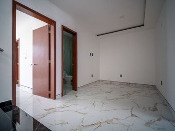 Casa de 4 recámaras en venta en valle imperial coto castaño