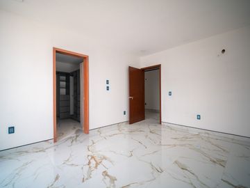 Casa de 4 recámaras en venta en valle imperial coto castaño