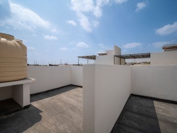 Casa de 4 recámaras en venta en valle imperial coto castaño