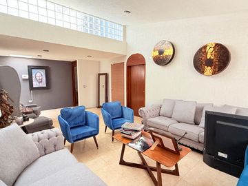Casa en Venta Remodelada en Fraccionamiento Cipreses Puebla
