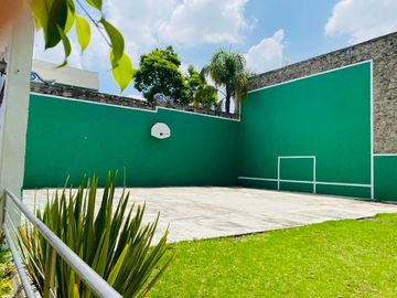 Casa en Venta Remodelada en Fraccionamiento Cipreses Puebla