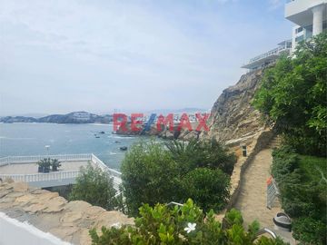 Se Vende Hermosa Casa De Playa Con Vista Al Mar En Santa Maria Del Mar