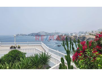 Se Vende Hermosa Casa De Playa Con Vista Al Mar En Santa Maria Del Mar