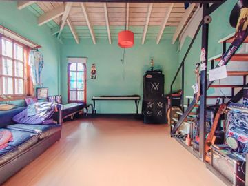 Castelar Sur - Venta - Departamento 1 ambiente c/ entrepiso