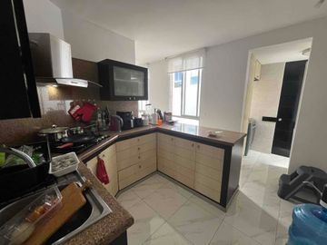 Cumbaya cerca USF  vendo casa dentro de conjunto Residencial