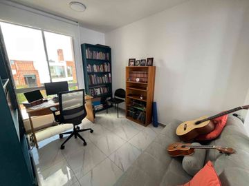 Cumbaya cerca USF  vendo casa dentro de conjunto Residencial
